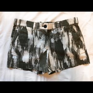 Patterned shorts